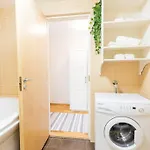 Apartment Lovely 5 Min Walk From Old Town And Seaside *