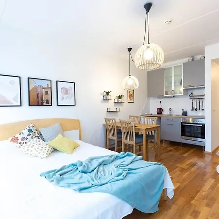 Lovely 5 Min Walk From Old Town And Seaside *