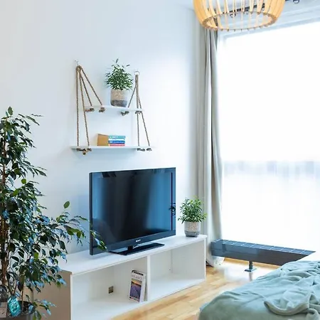 Lovely 5 Min Walk From Old Town And Seaside