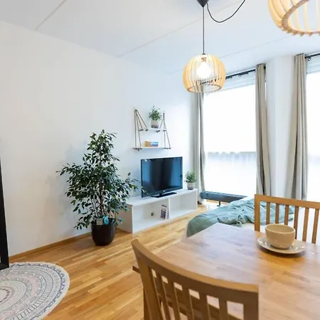 Lovely 5 Min Walk From Old Town And Seaside Apartment Tallinn