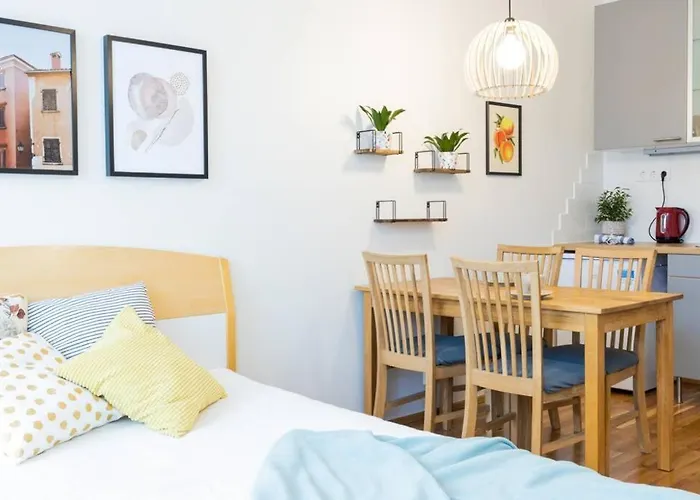 Appartement Lovely 5 Min Walk From Old Town And Seaside