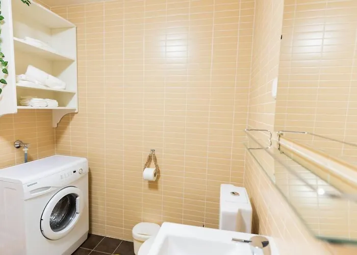 Lovely 5 Min Walk From Old Town And Seaside