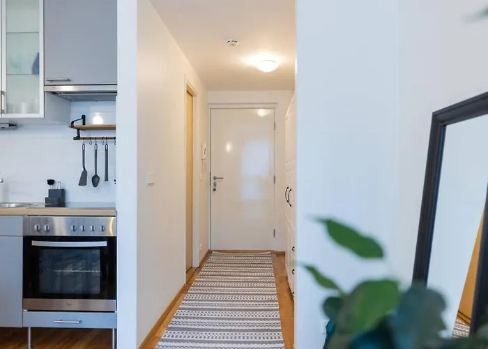 Lovely 5 Min Walk From Old Town And Seaside *